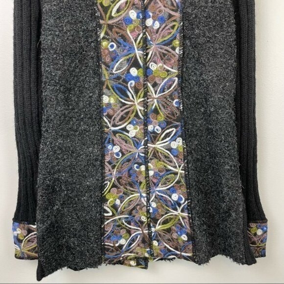 Sioni Black Yarn Art Cardigan‎ - Picture 7 of 12